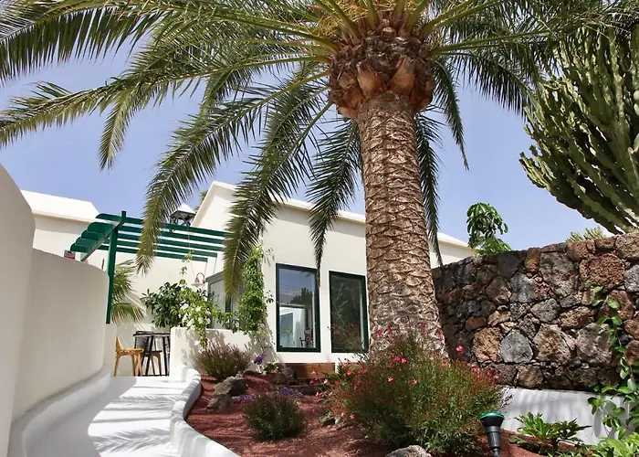 Unique, Stylish & Calm El Estanque By The Sea, Adults Only