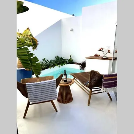 Unique, Stylish & Calm El Estanque By The Sea, Adults Only