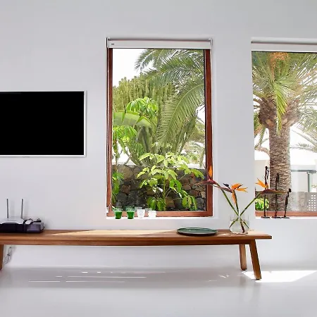 Unique, Stylish & Calm El Estanque By The Sea, Adults Only