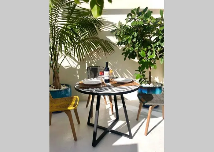 Σπίτι διακοπών Unique, Stylish & Calm El Estanque By The Sea, Adults Only *