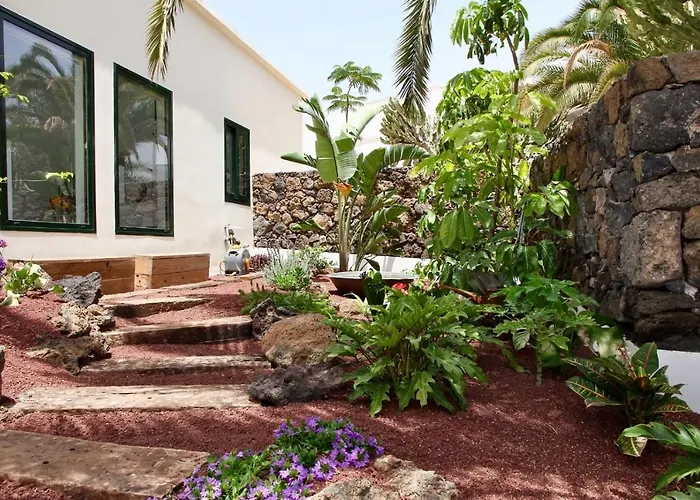 Unique, Stylish & Calm El Estanque By The Sea, Adults Only